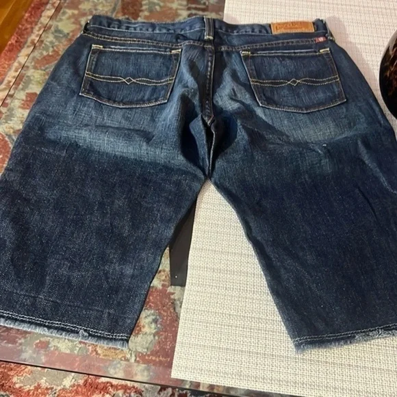 - Lucky Brand Cutoff Stella Skinny Frayed Hem Denim Shorts - Picture 2 of 7